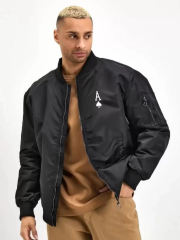 Erkek Bomber Mont – Siyah Renk, Maça Ası Baskılı, Fermuarlı, Cepli, Kapitone Astarlı, Bahar Kış Günlük Mont Ceket - Siyah