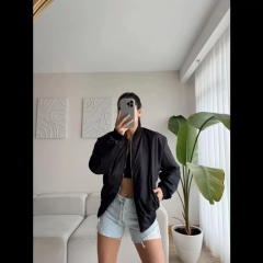 Kadın Siyah Bomber Mont – Oversize Rahat Kalıp, Fermuarlı Cepli, Günlük Kombinlere Uygun Hafif Kapitone Mont- Siyah