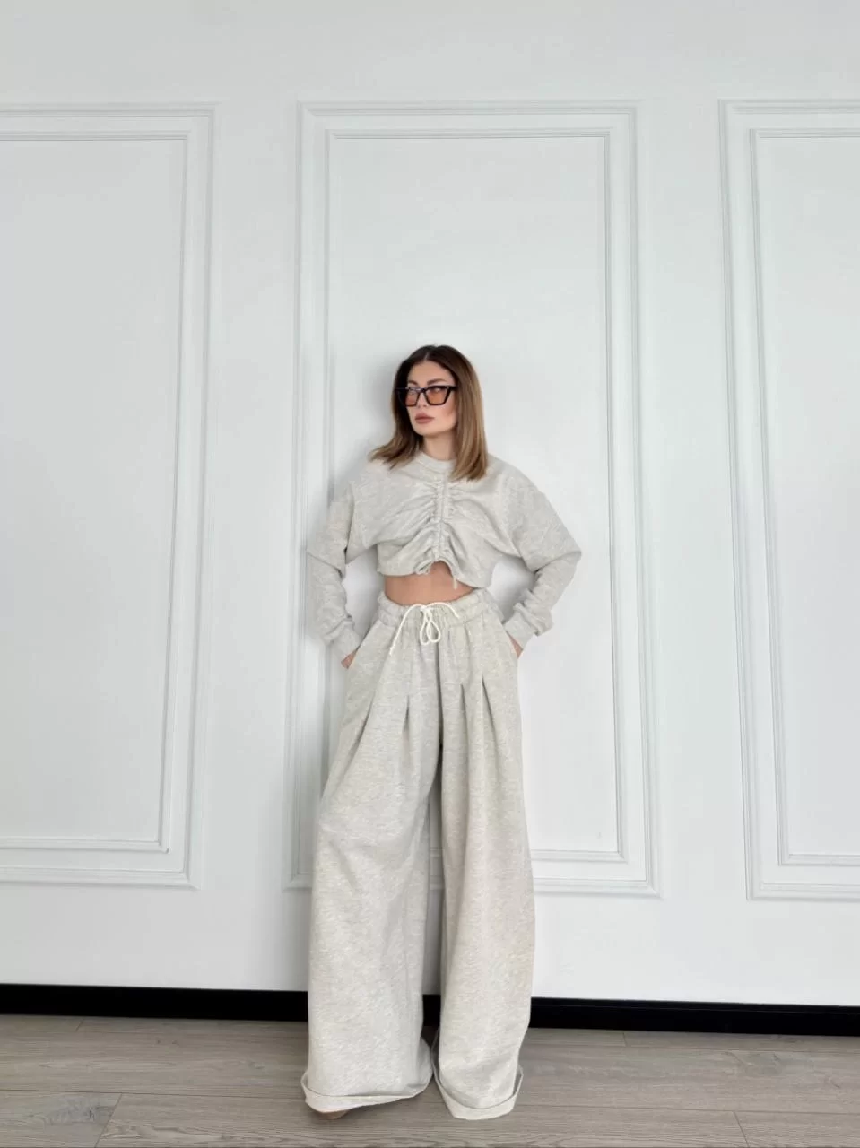 Uzun Kollu Önü İp Büzgülü Crop ve Pantolon İkili Takım - Gri