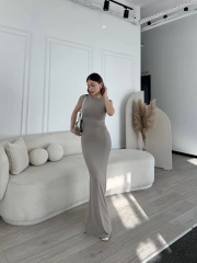 Kolsuz Uzun Likralı Elbise - Gri