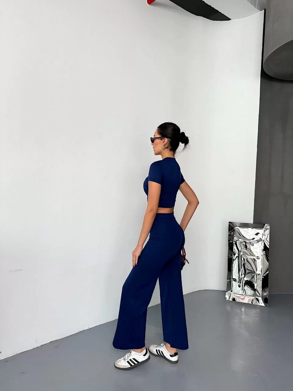 Osy Modal Yumuşak Dokulu Kumaş Kısa Kollu Crop Alt ispanyol Paça Pantalon ikili Takım - Lacivert