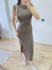 Yırtmaç Detaylı Sırtlı Kapalı Yandan Derin Yırtmaç Detaylı Kolsuz Elbise - Antrasit