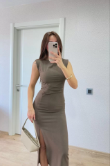 Yırtmaç Detaylı Sırtlı Kapalı Yandan Derin Yırtmaç Detaylı Kolsuz Elbise - Antrasit