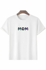 Anneler Gününe Özel Tasarım mom Çiçek Baskılı T-shirt - Beyaz