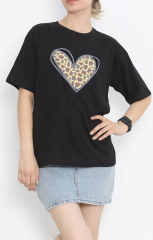 Sevgililer Günü İçin Özel Tasarım Leopar Kalp Baskılı T-shirt - Siyah