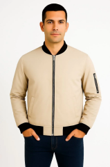 Erkek Bomber Mont Ceket – Fermuarlı, Kapitone İçi Astarlı, Su İtici Kumaş, Regular Fit, Uzun Kollu, Yandan Cepli, Bahar & Kış Rahat Günlük Stil - Bej